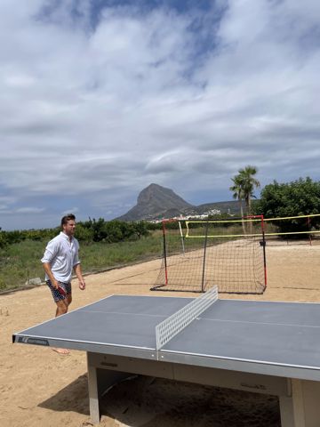 Table tennis on the sand