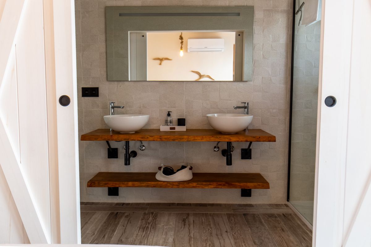 Bathroom with double basin — 20,000 Leagues Under the Sea, wing two of Villa Palmview, Jávea