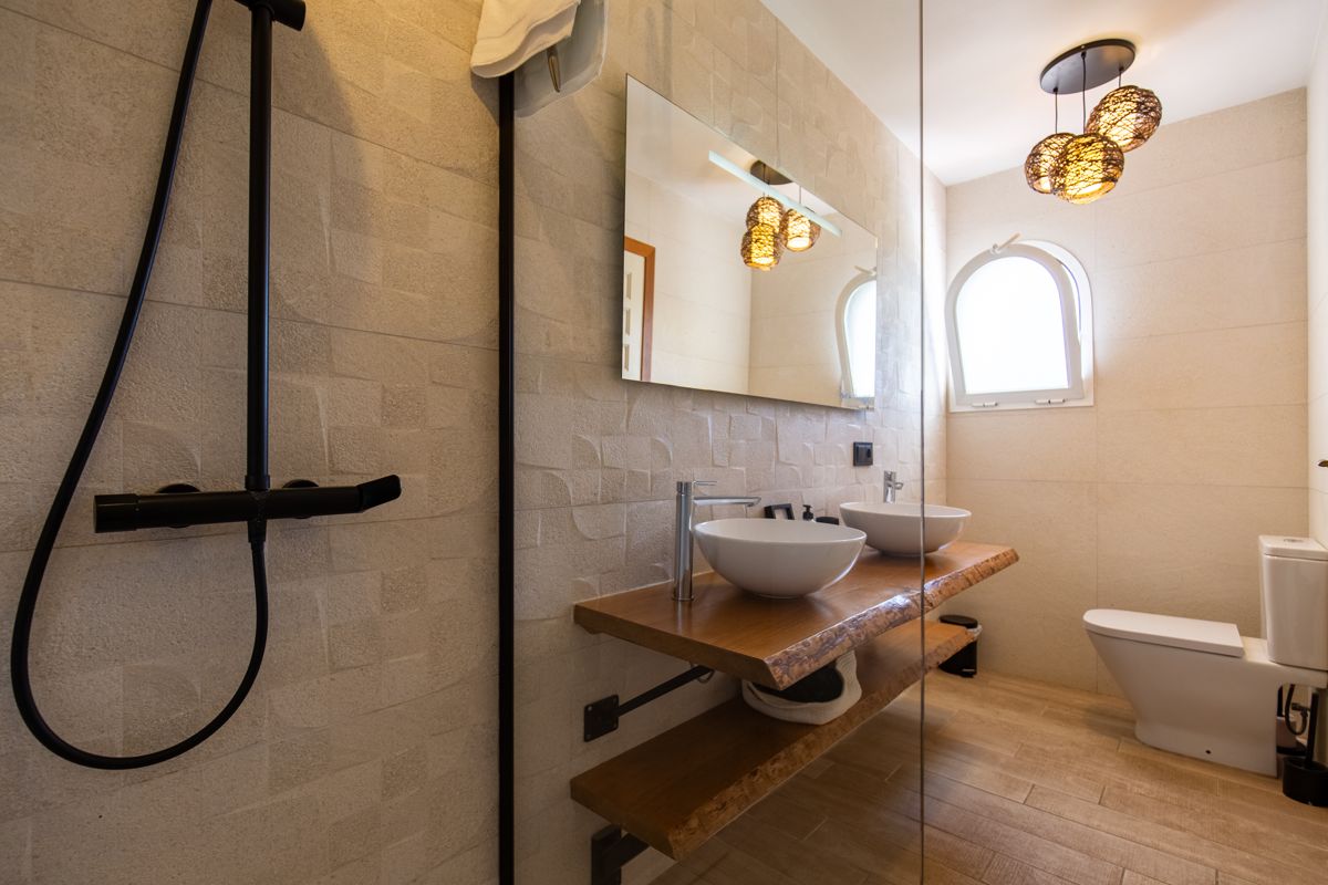 Bathroom with walk-in shower — Mystique Travels, wing three of Villa Palmview, Jávea