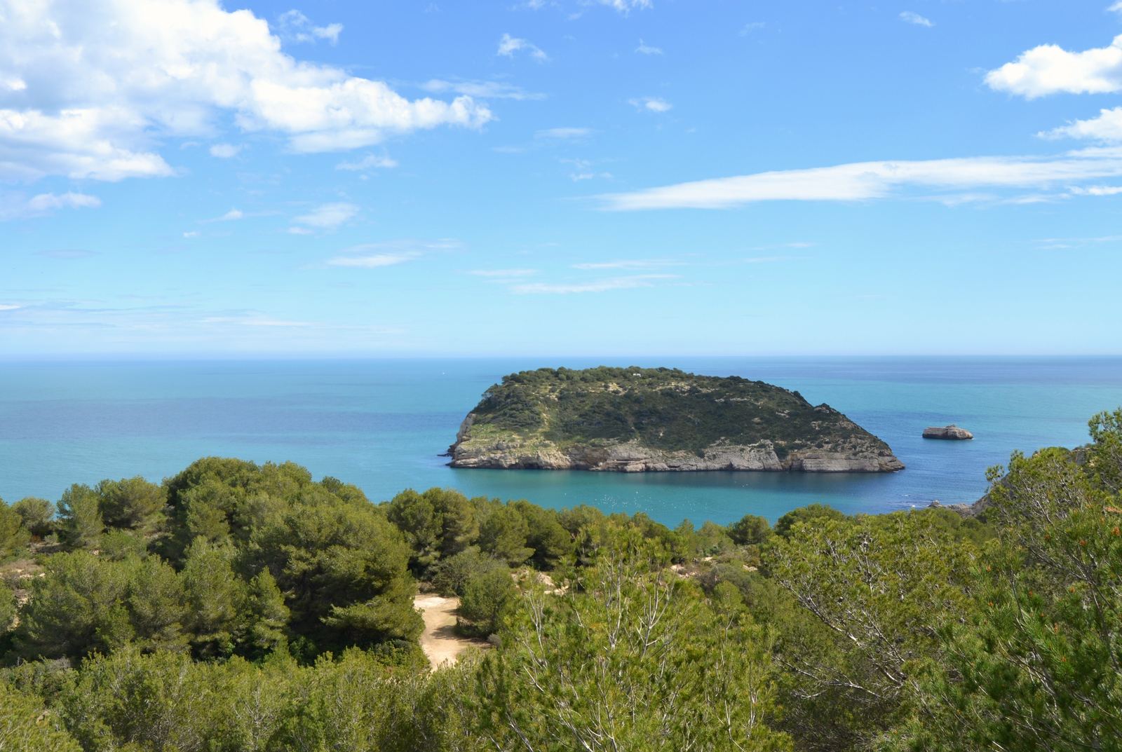 The Portitxol island off the Jávea coast