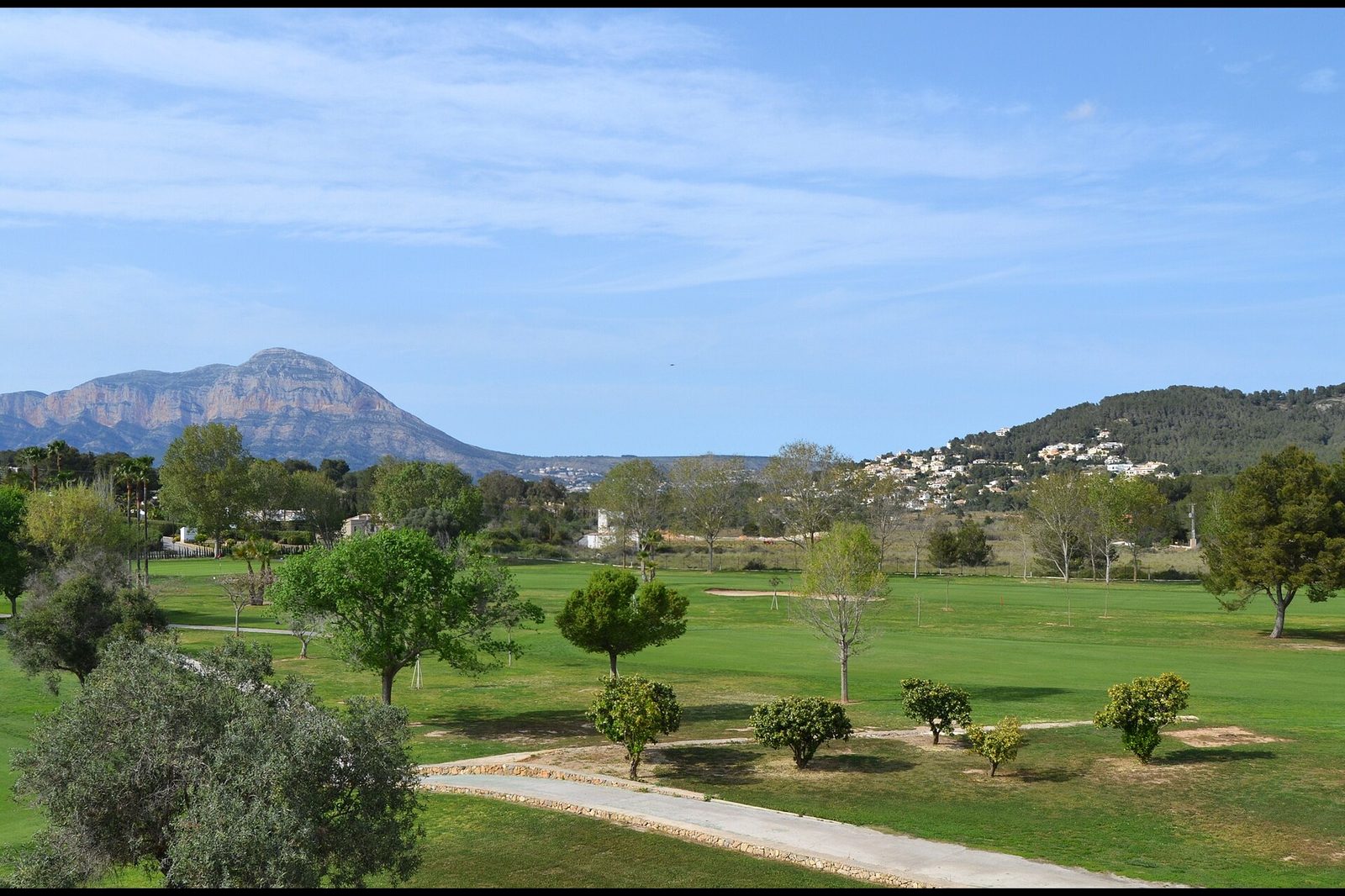 Club de Golf Jávea: orange trees, pines and the Montgó behind the fairways