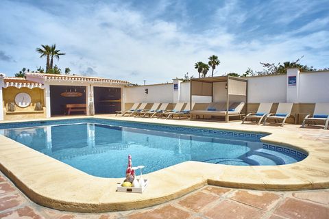 Pool und Cabanas